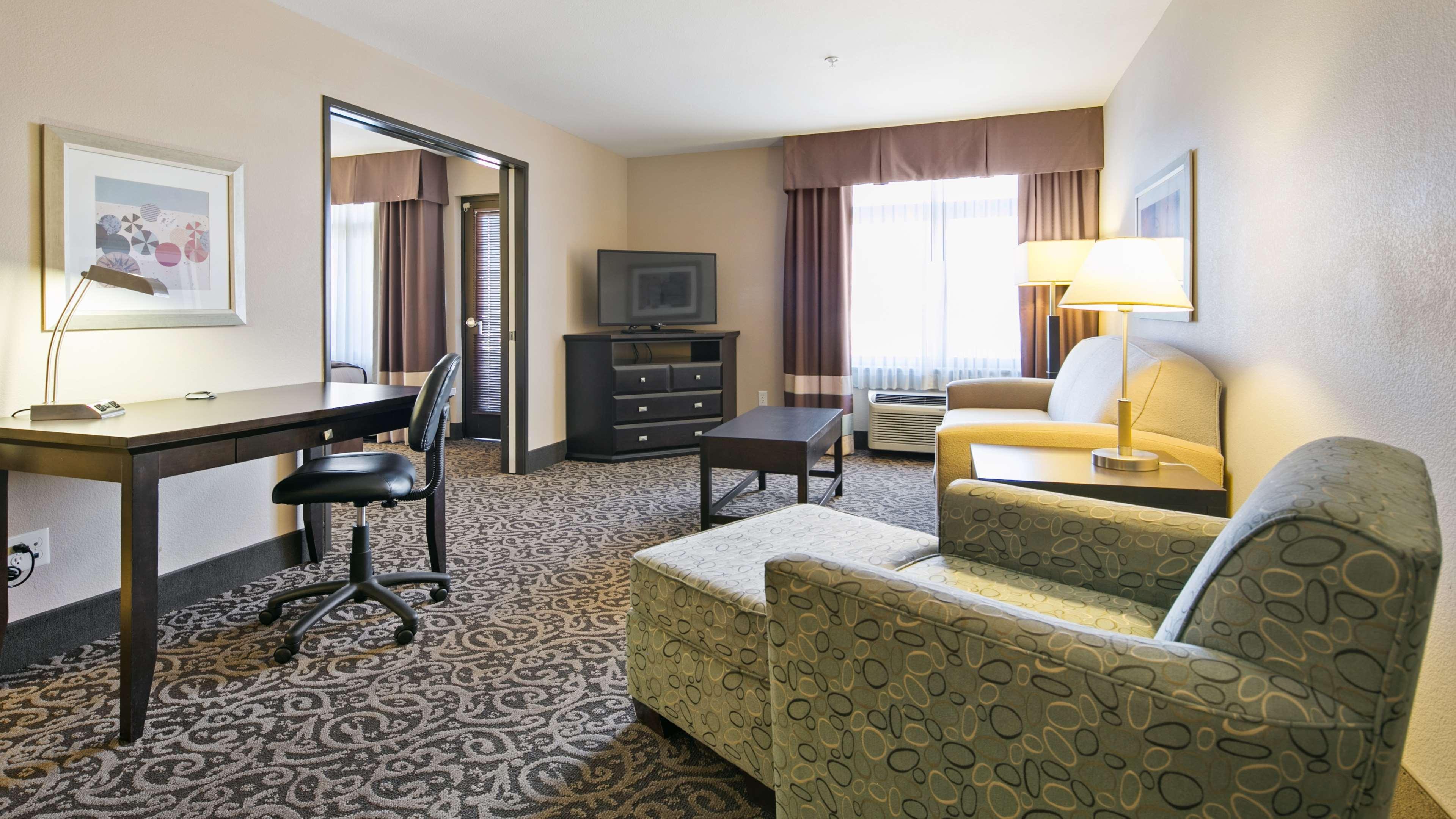 Best Western Plus Las Vegas South Henderson Exterior photo
