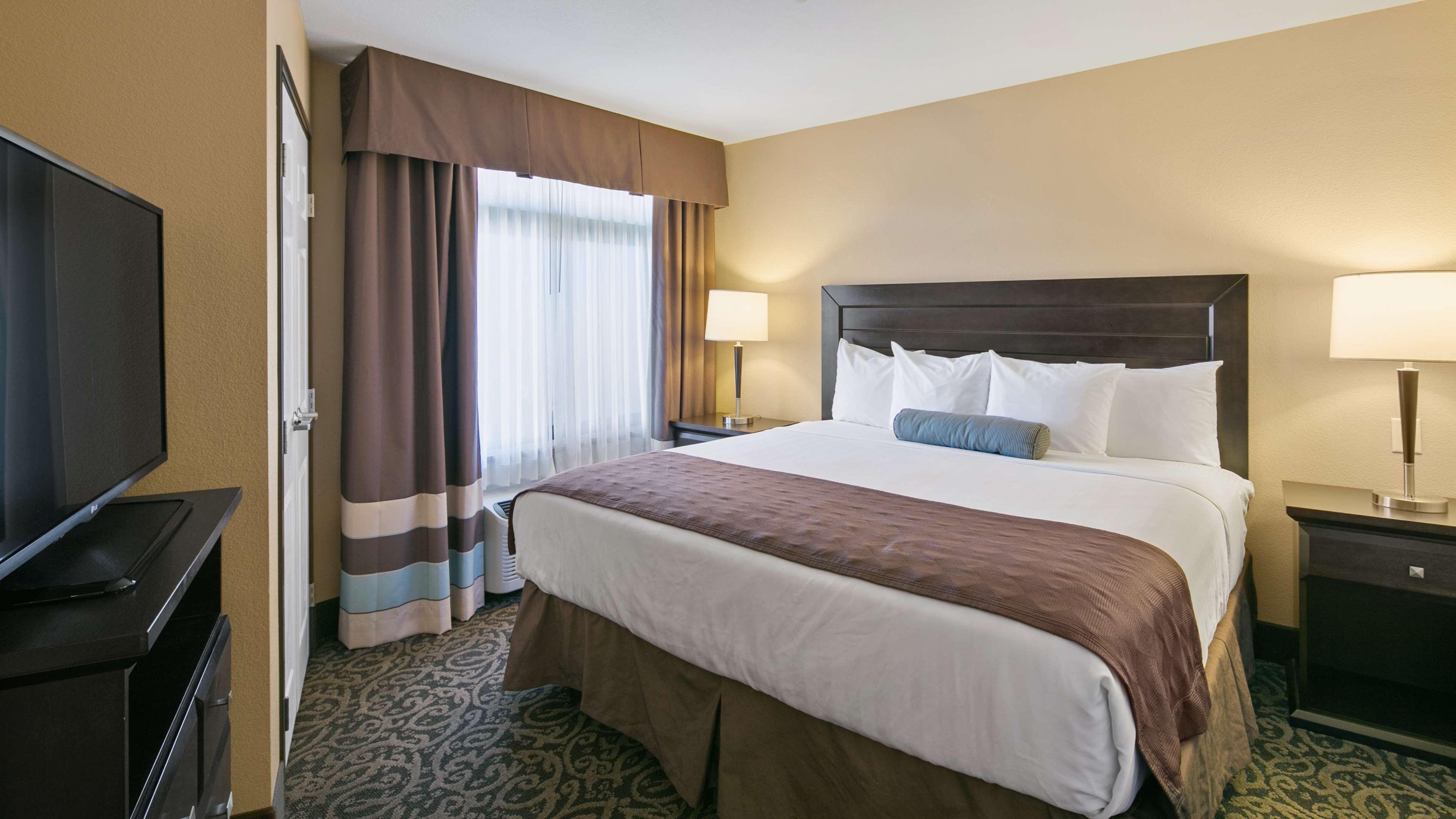 Best Western Plus Las Vegas South Henderson Exterior photo
